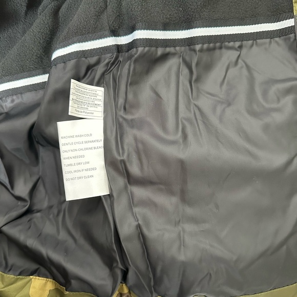 Michael Kors Camouflage Puffer Jacket - Picture 9 of 16